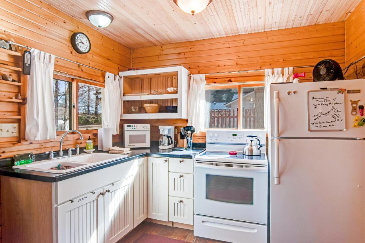 Bucky'S Pineisle Retreat Villa Three Lakes Eksteriør bilde
